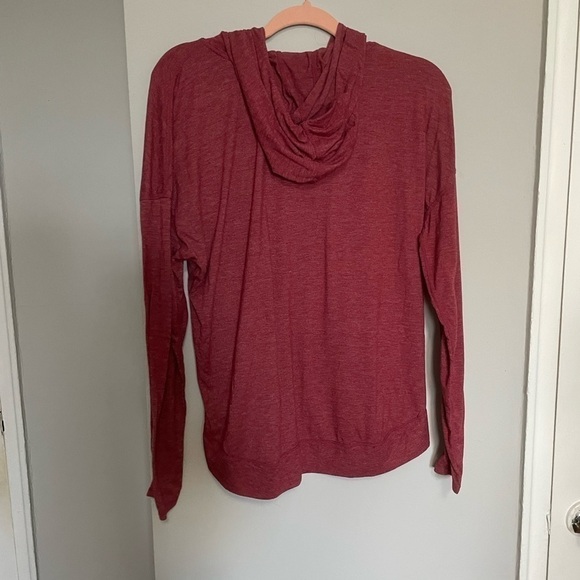 𝅺90 Degree By Reflex Light Hoodie - Picture 5 of 9